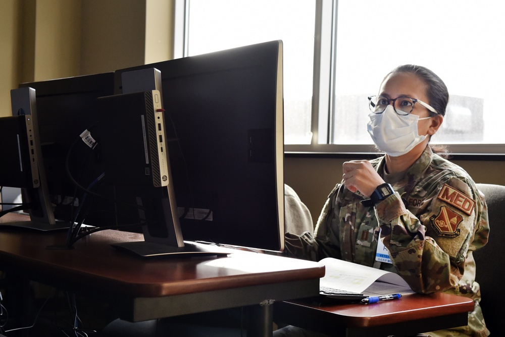 62nd Medical Brigade train on hospital’s electronic medical records system in Bismarck, North Dakota