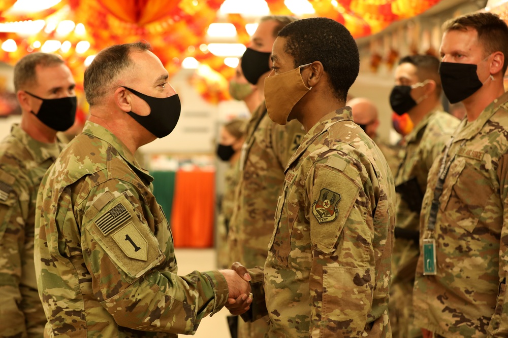 CJTF-OIR commanding general visits troops during Thanksgiving