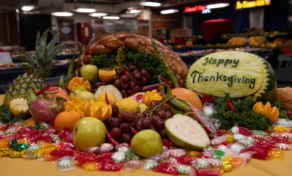 Nimitz Celebrates Thanksgiving