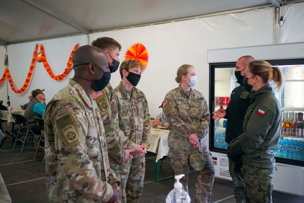 Soldiers stationed in Swietoszow celebrate Thanksgiving