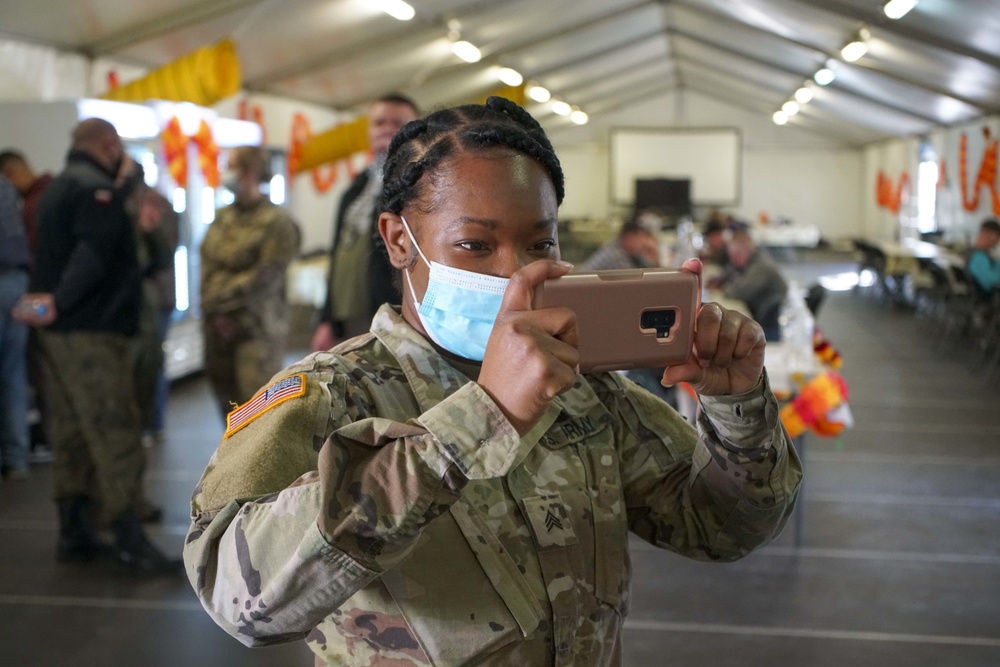 Soldiers stationed in Swietoszow celebrate Thanksgiving