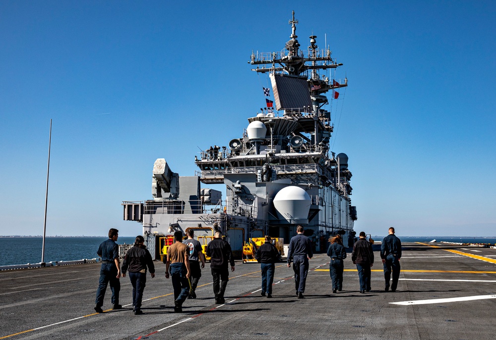 USS Wasp (LHD 1) Operations at Sea