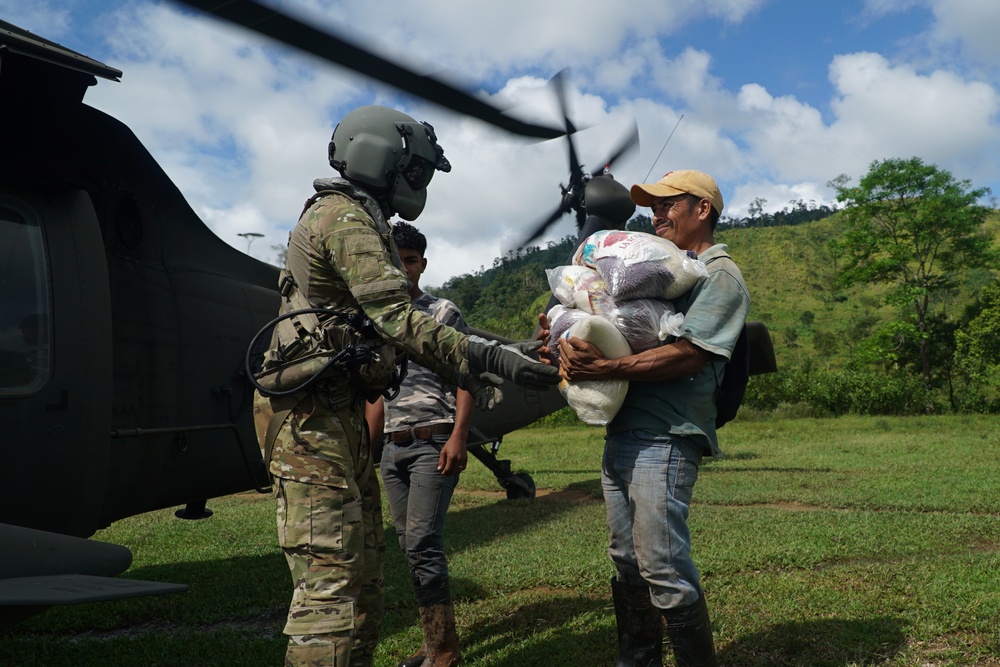 JTF-Bravo continues aerial deliveries in response to Hurricane Iota