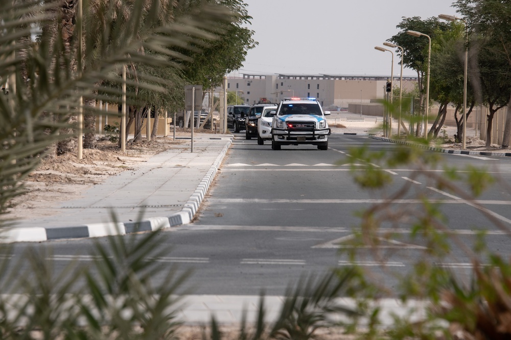 Acting Secretary of Defense visits Al Udeid Air Base