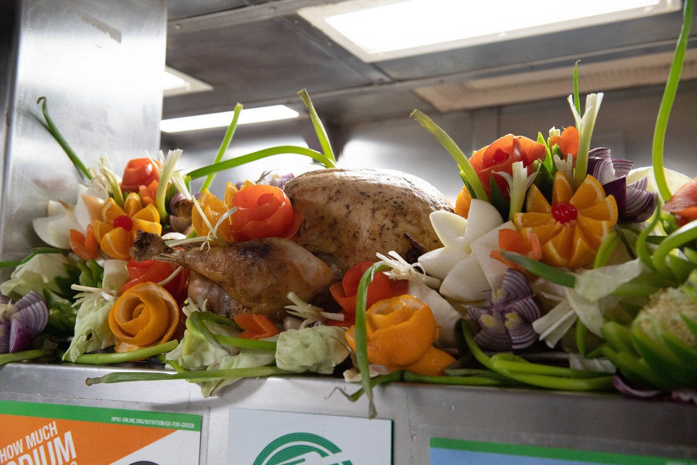 Thanksgiving aboard USS Ross (DDG 71)