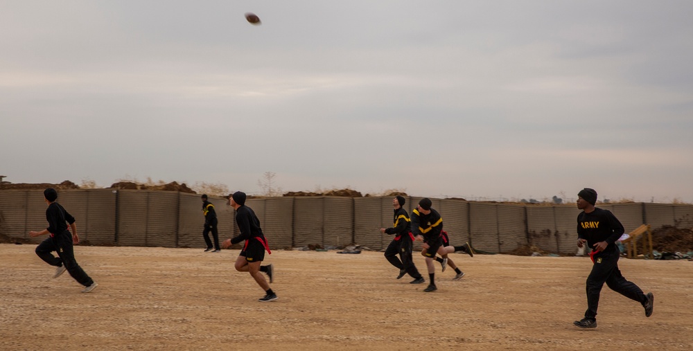 Soldiers Compete in Syira Turkey Bowl