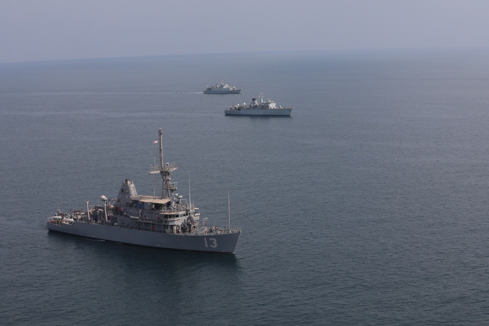 Saudi, UK, U.S. Naval Forces Conduct Mine Countermeasures Training