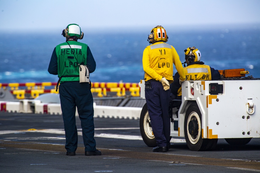 Sailors with HSM-49, HSC-23 conduct aerial live-fire range