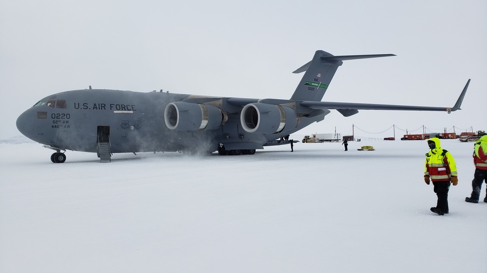 DVIDS - News - Operation Deep Freeze Airman Highlight: Senior Master ...