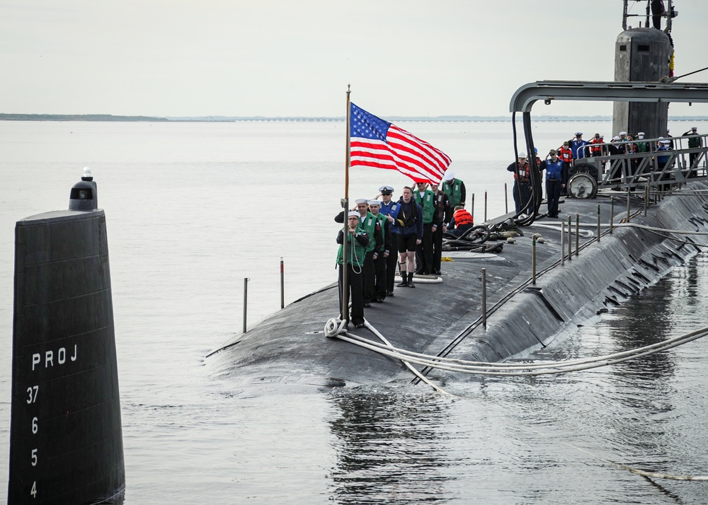 USS John Warner (SSN 785) Returns From Deployment