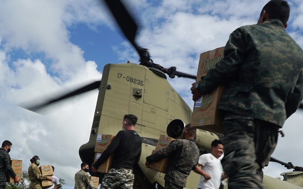 JTF-Bravo continues aerial deliveries in response to Hurricane Iota
