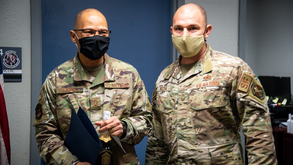 2nd Bomb Wing leadership introduce chief master sergeant selects