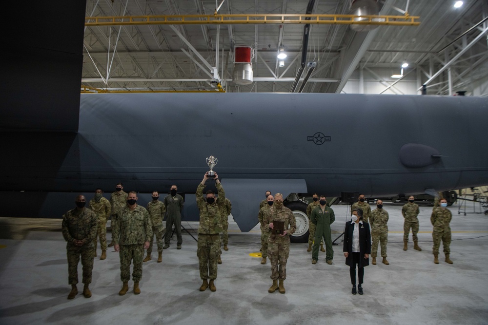 Rear Adm. William W. Wheeler III Visits Team Minot