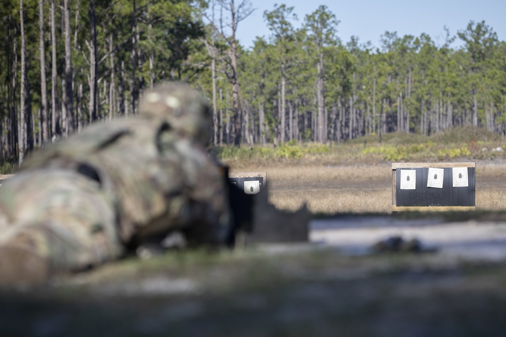 603rd Aviation Support Battalion qualifies with M4 rifles.