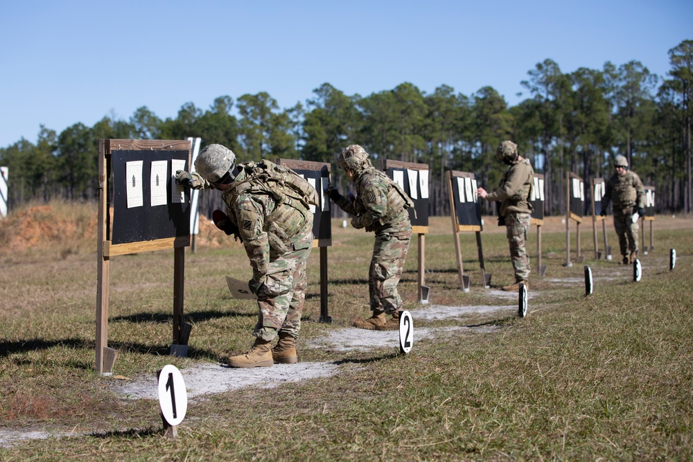 603rd Aviation Support Battalion qualifies with M4 rifles.