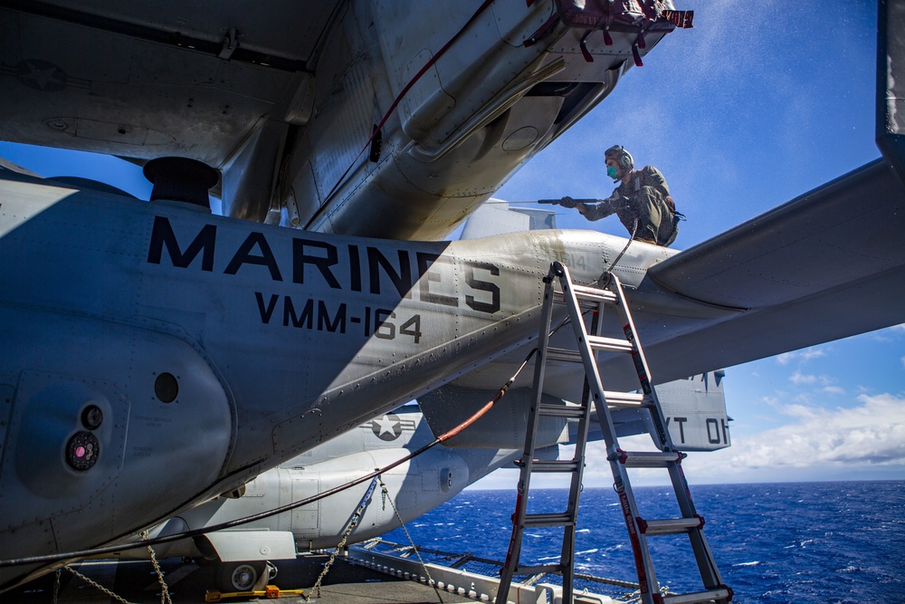 VMM-164 (Rein) Marines conduct corrosion control maintenance