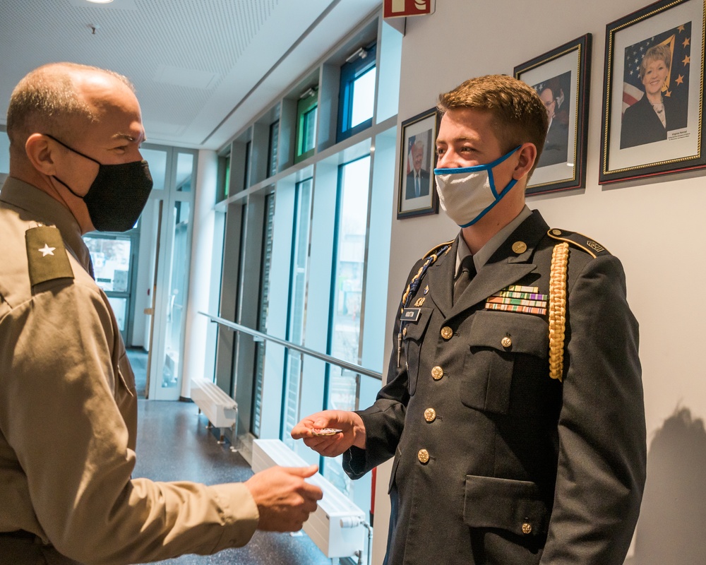 Brig. Gen. Schaertl visits Wiesbaden High School