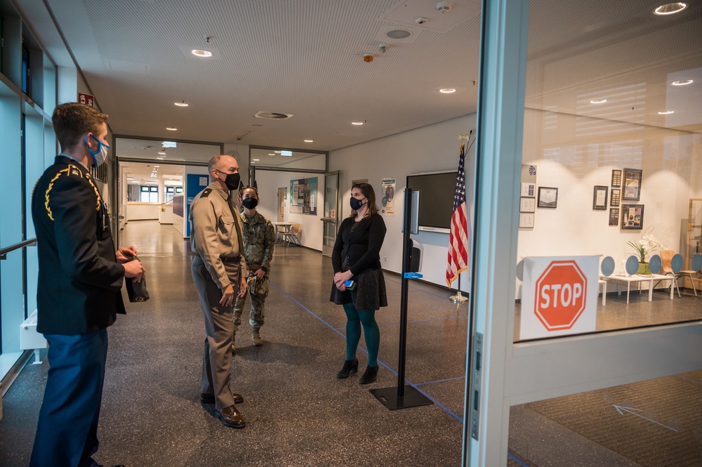 Brig. Gen. Schaertl visits Wiesbaden High School