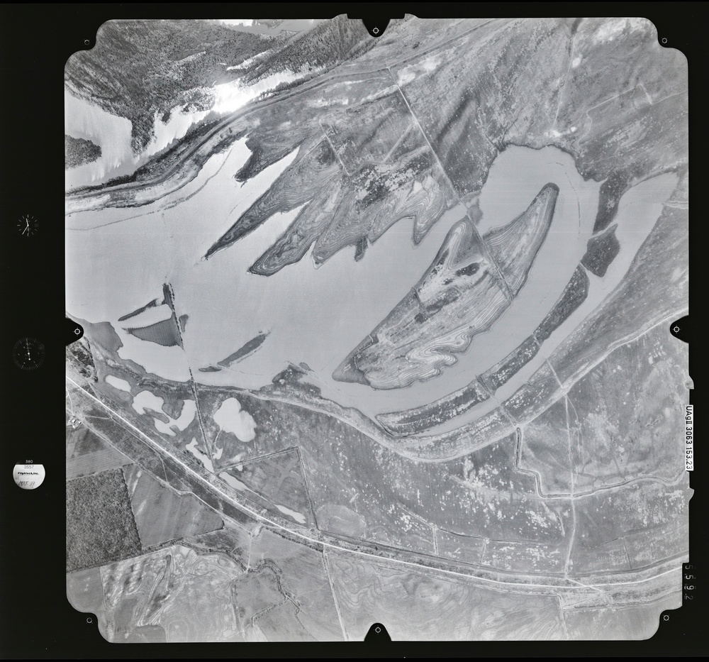 083228.215 - Arkansas River.382.1