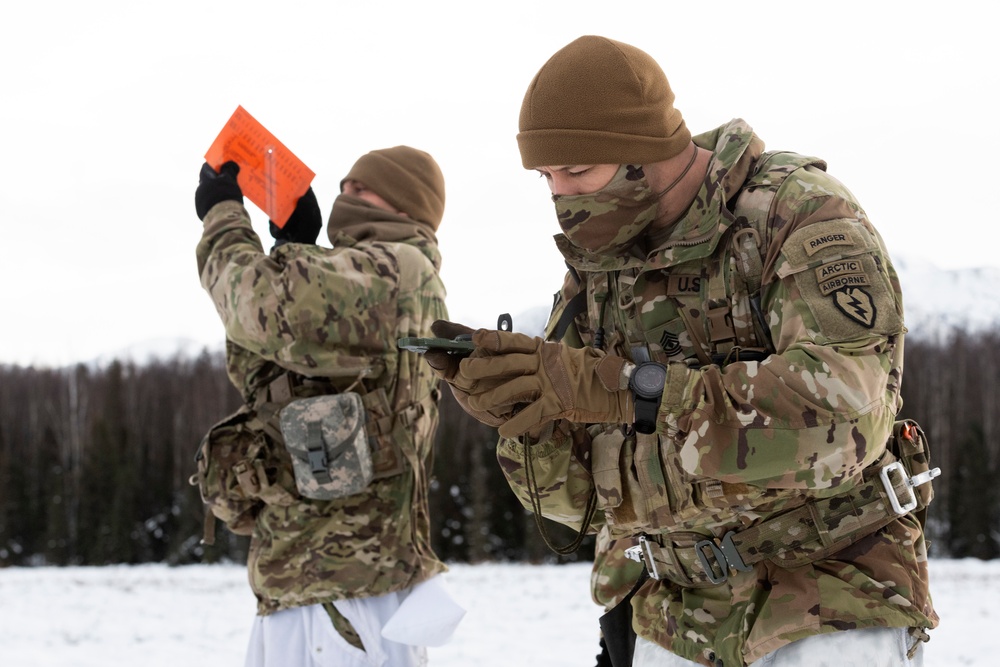 ‘Denali’ paratroopers and AKARNG aviators conduct aerial resupply training at JBER