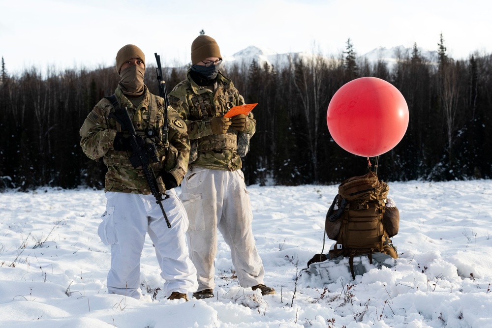 ‘Denali’ paratroopers and AKARNG aviators conduct aerial resupply training at JBER