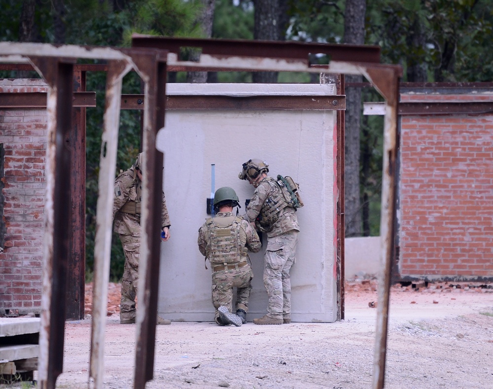 Soldiers Undergo Breaching and Demolition Training