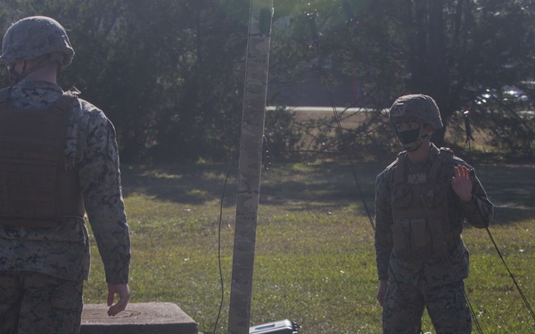8th Communication Battalion conducts demonstration of new radio antenna