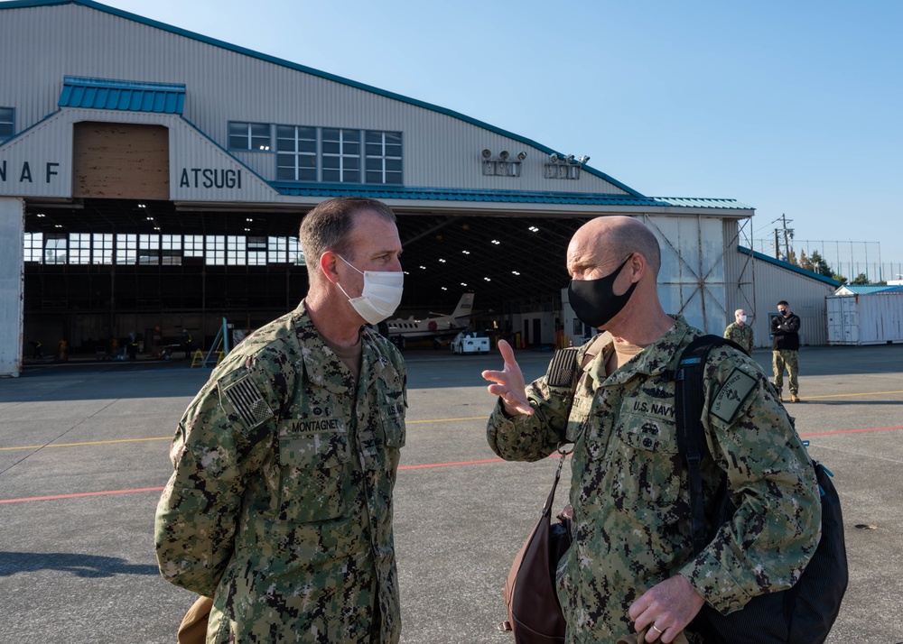 Vice Adm. Bill Merz Visits NAF Atsugi