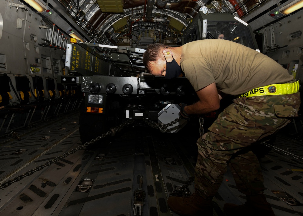 437th AW delivers airlift capability to Guantanamo Bay Naval Base