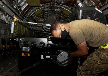 437th AW delivers airlift capability to Guantanamo Bay Naval Base