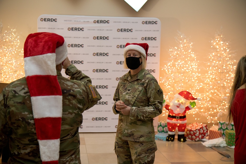 ERDC Lights Their Tree, Offers Good Tidings of Great Joy
