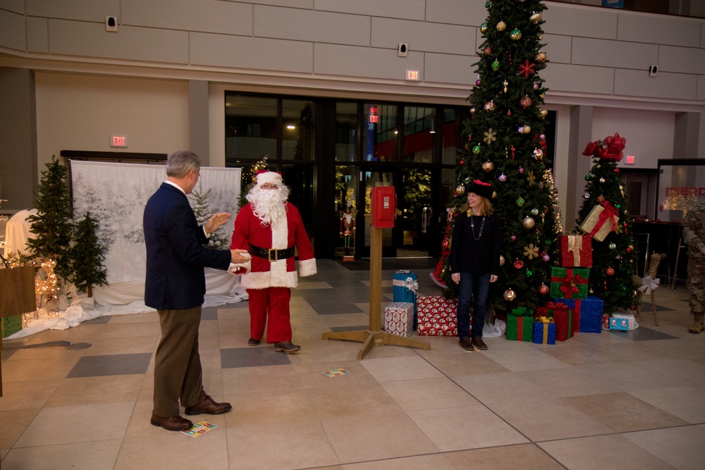 ERDC Lights Their Tree, Offers Good Tidings of Great Joy
