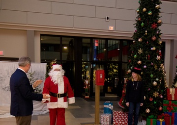 ERDC Lights Their Tree, Offers Good Tidings of Great Joy