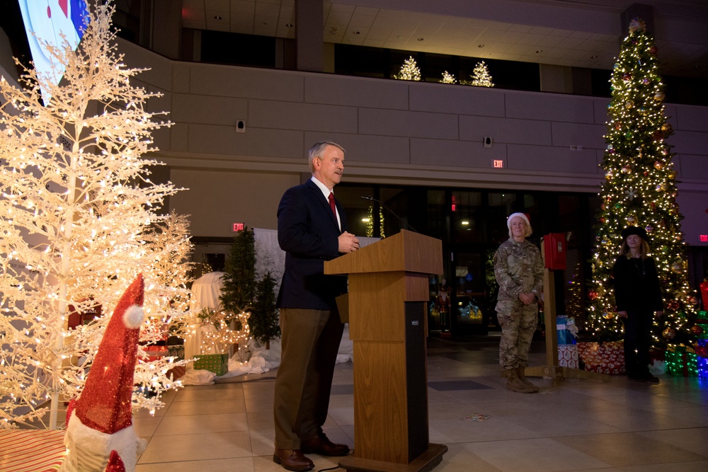 ERDC Lights Their Tree, Offers Good Tidings of Great Joy