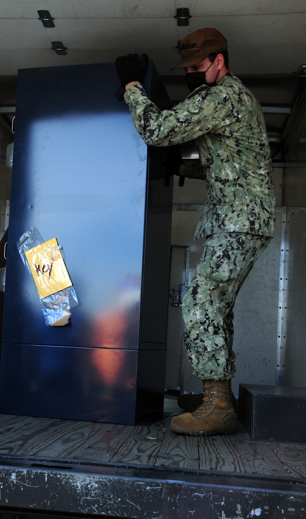 San Diego Navy command first to install contactless mail pier lockers