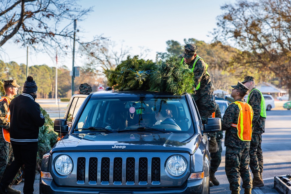 WWE Superstars support Camp Lejeune Trees for Troops 2019