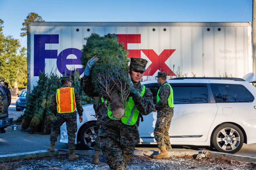 WWE Superstars support Camp Lejeune Trees for Troops 2019