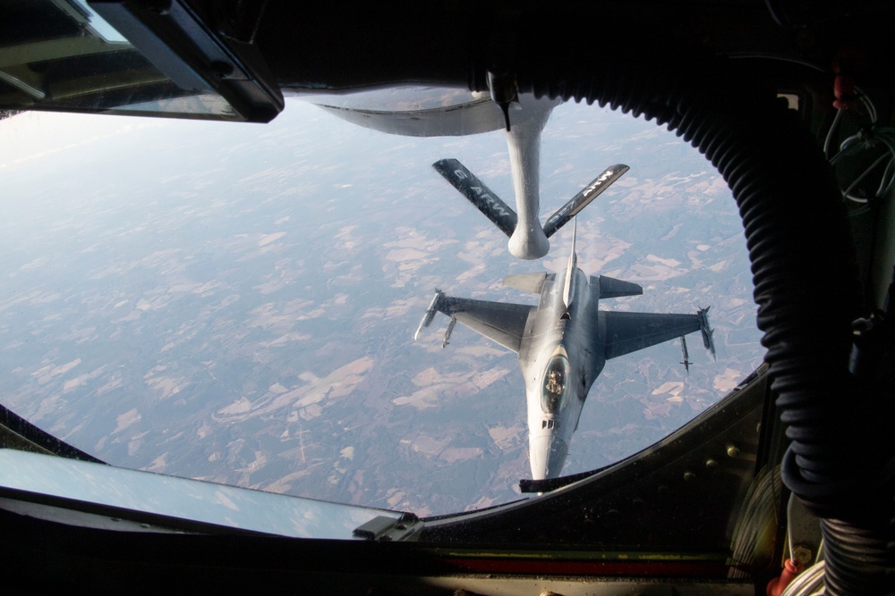 MacDill teams with Shaw to increase air refueling capabilities in contested environments