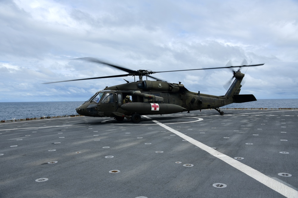 JTF-Bravo performs deck landing qualifications in Caribbean Sea