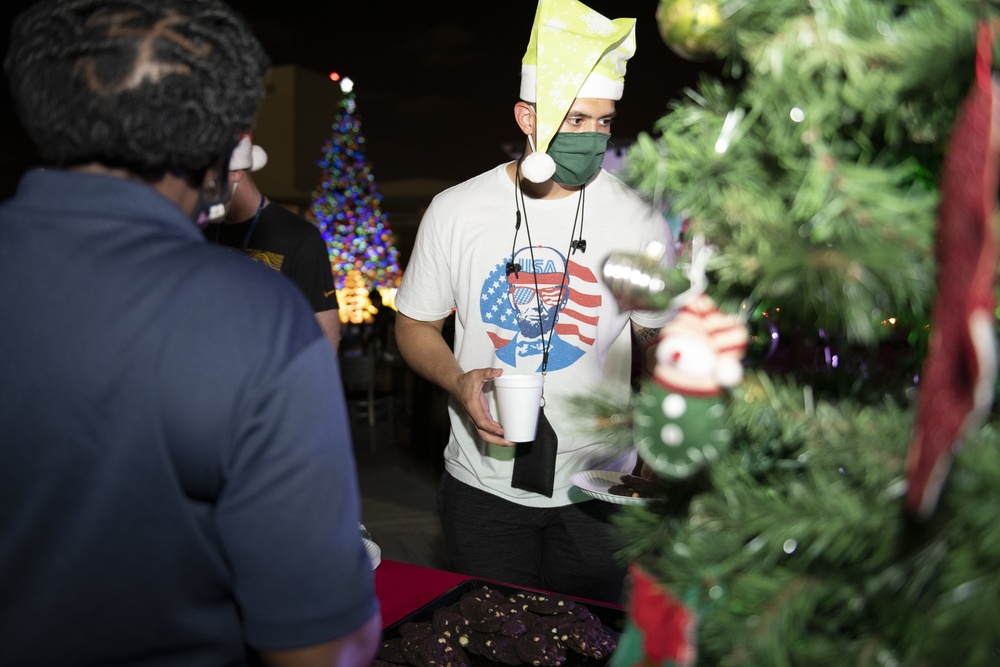 Camp Lemonnier Residents Gather for Christmas Tree Presentation