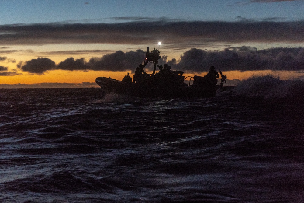 15th MEU ADR Marines conduct small boat training from USS Somerset