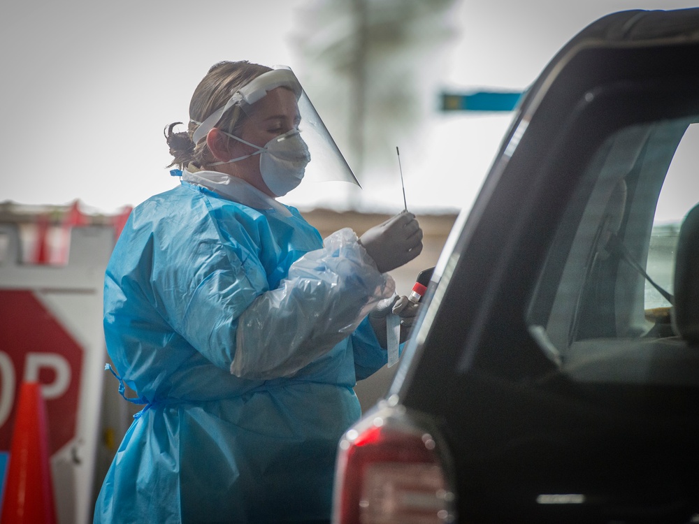 Connecticut Guard supports COVID-19 testing