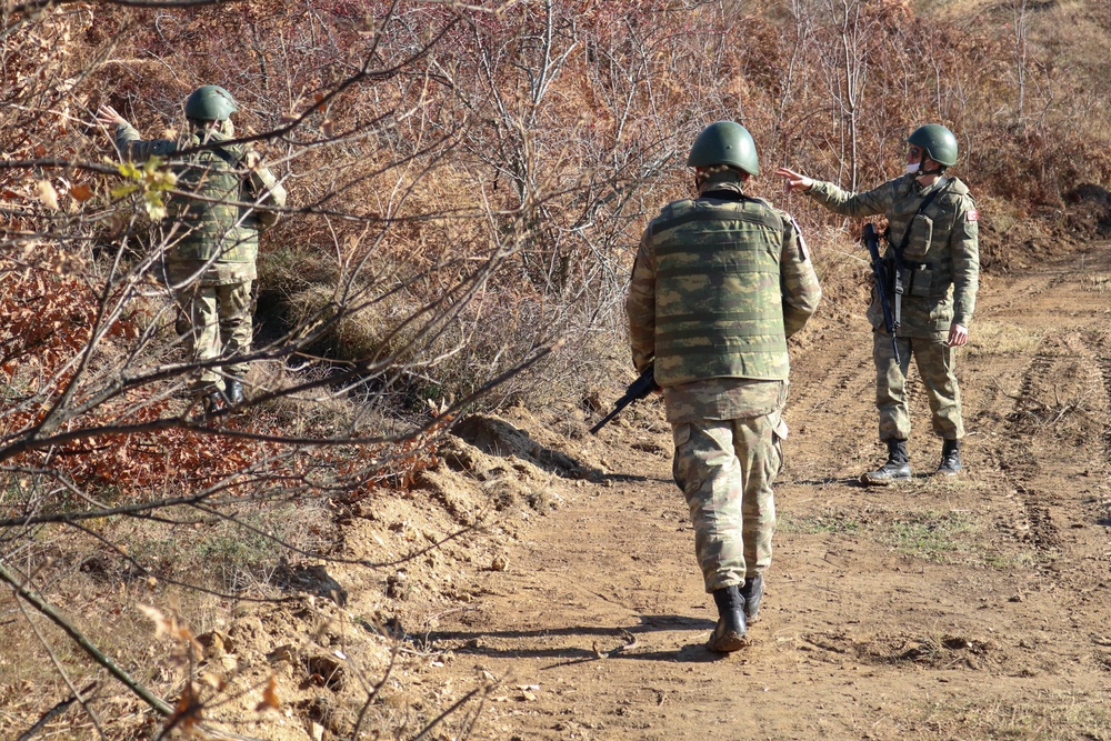 Turkish soldiers patrol Kosovo-Serbia administrative boundary line