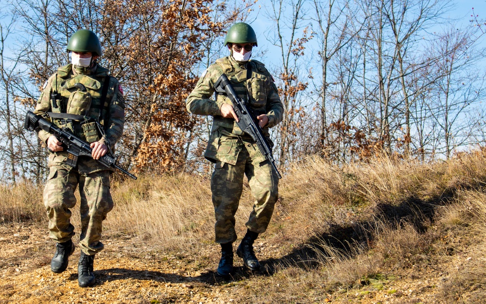 Turkish soldiers patrol Kosovo-Serbia administrative boundary line