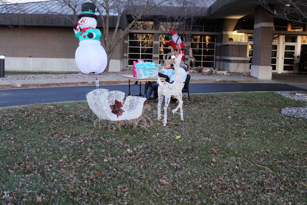 2020 Fort McCoy Holiday Tree Lighting drive-thru event