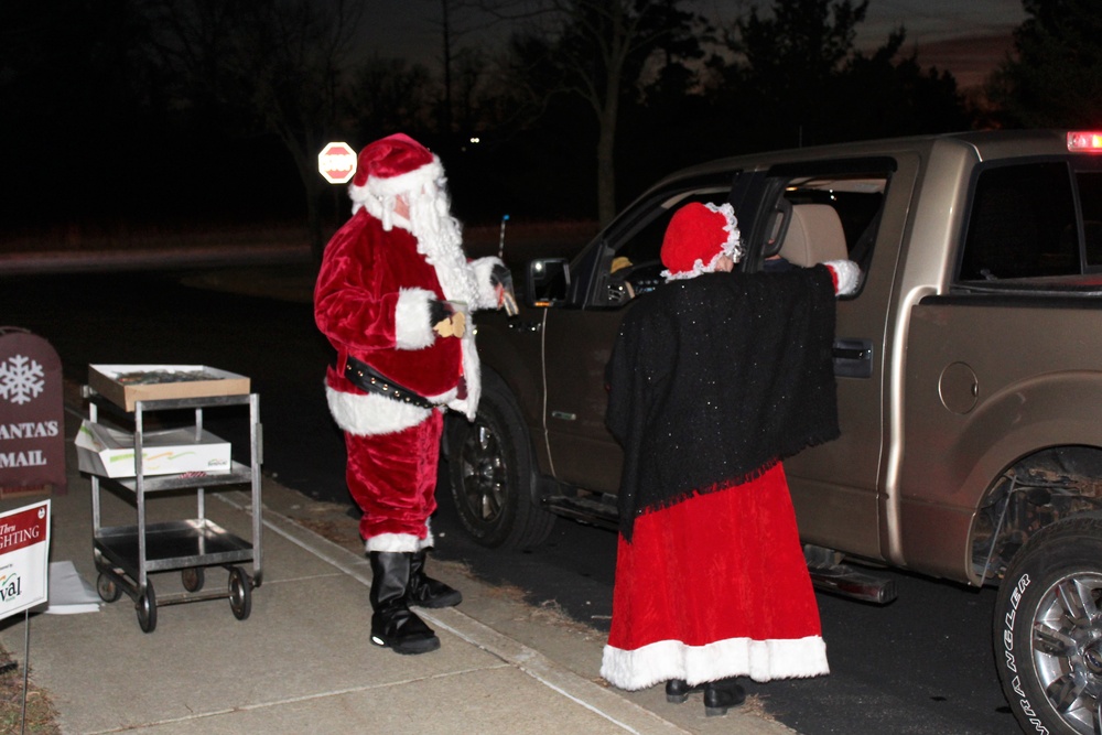 2020 Fort McCoy Holiday Tree Lighting drive-thru event