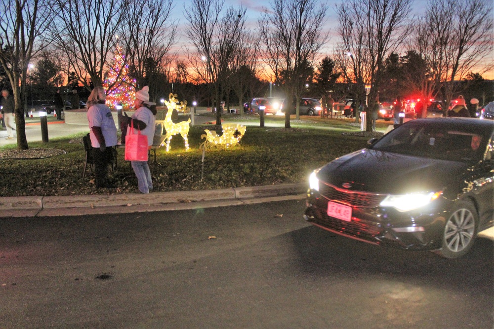 2020 Fort McCoy Holiday Tree Lighting drive-thru event