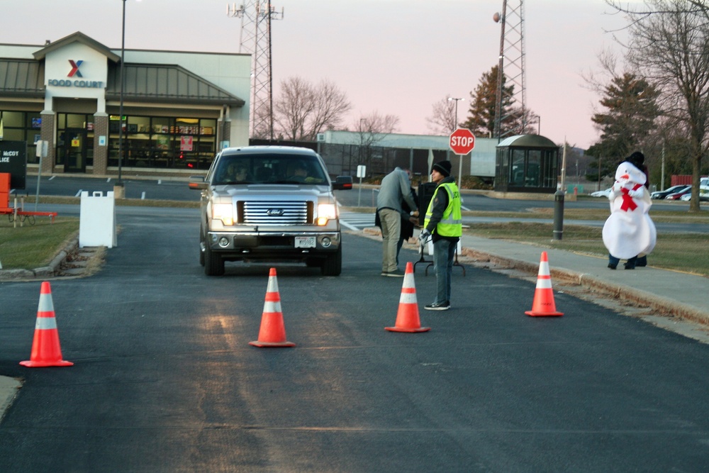 2020 Fort McCoy Holiday Tree Lighting drive-thru event