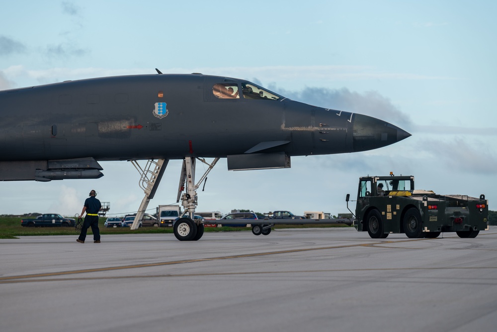 DVIDS - Images - B-1B Lancers Arrive In Indo-Pacific For Bomber Task ...