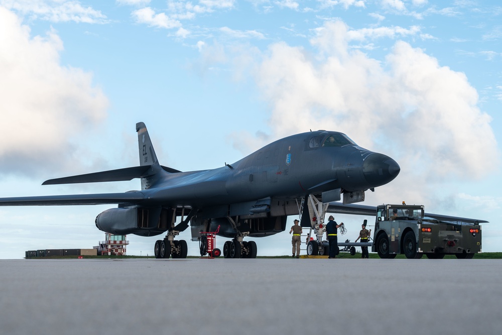 DVIDS - Images - B-1B Lancers Arrive In Indo-Pacific For Bomber Task ...